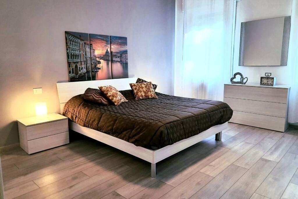 Marco'S Apartment -Ideale Per Venezia- เมสเตร ภายนอก รูปภาพ