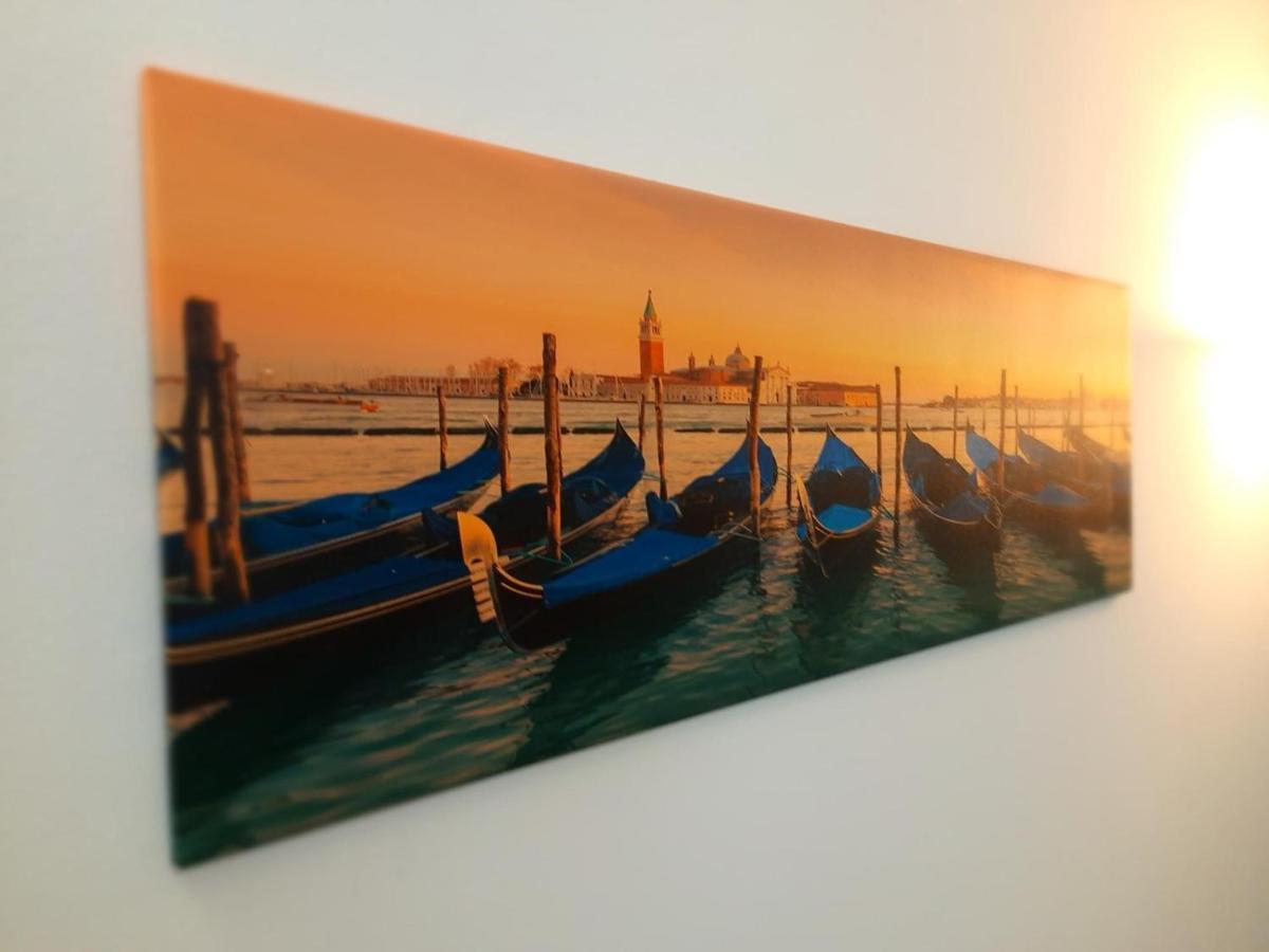 Marco'S Apartment -Ideale Per Venezia- เมสเตร ภายนอก รูปภาพ
